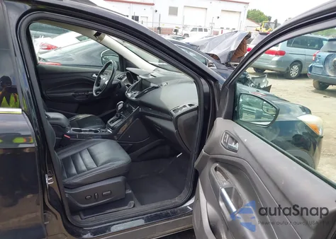 2015 Ford Escape Titanium from USA, damaged, VIN 1FMCU0J93FUA19962